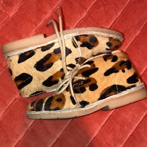 Girls cheetah boots